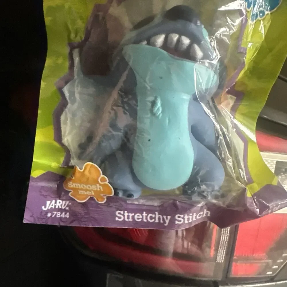 Disney 3 1/2” Stitch Jumbo Jiggly Ja-Ru Jaru 2023 Squeeze Stretch - NEW -